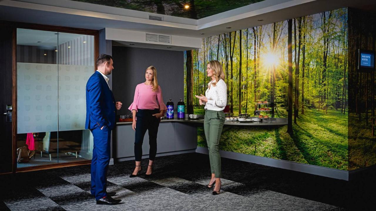 Midlands Park Hotel Порт-Лиише Экстерьер фото